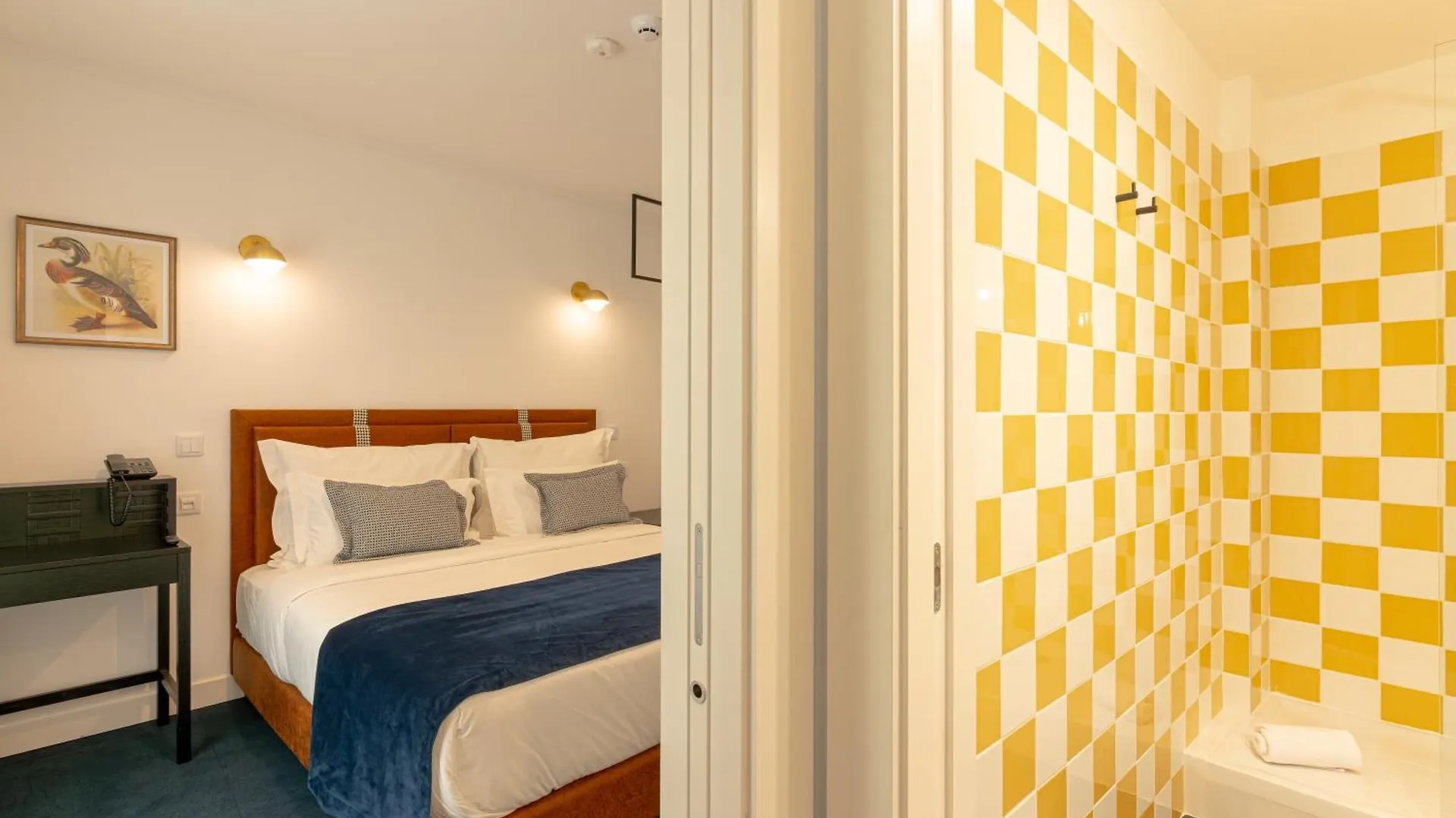 Westlight Lisboa Madalena Hotel
