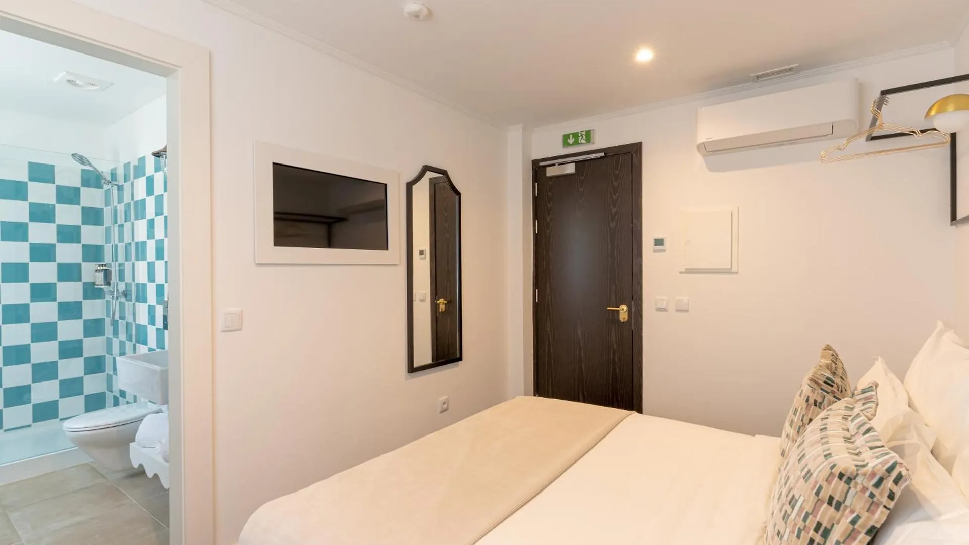 Westlight Lisboa Madalena Hotel