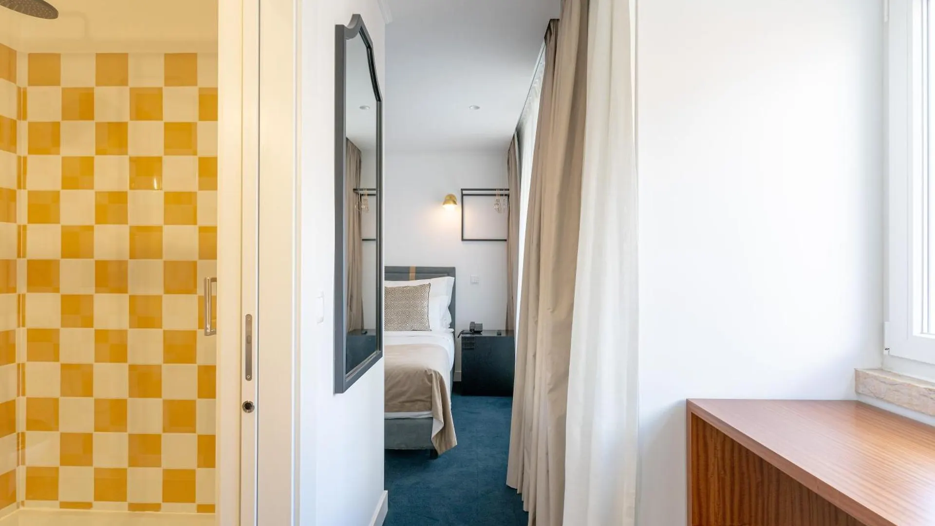 Westlight Lisboa Madalena Hotell