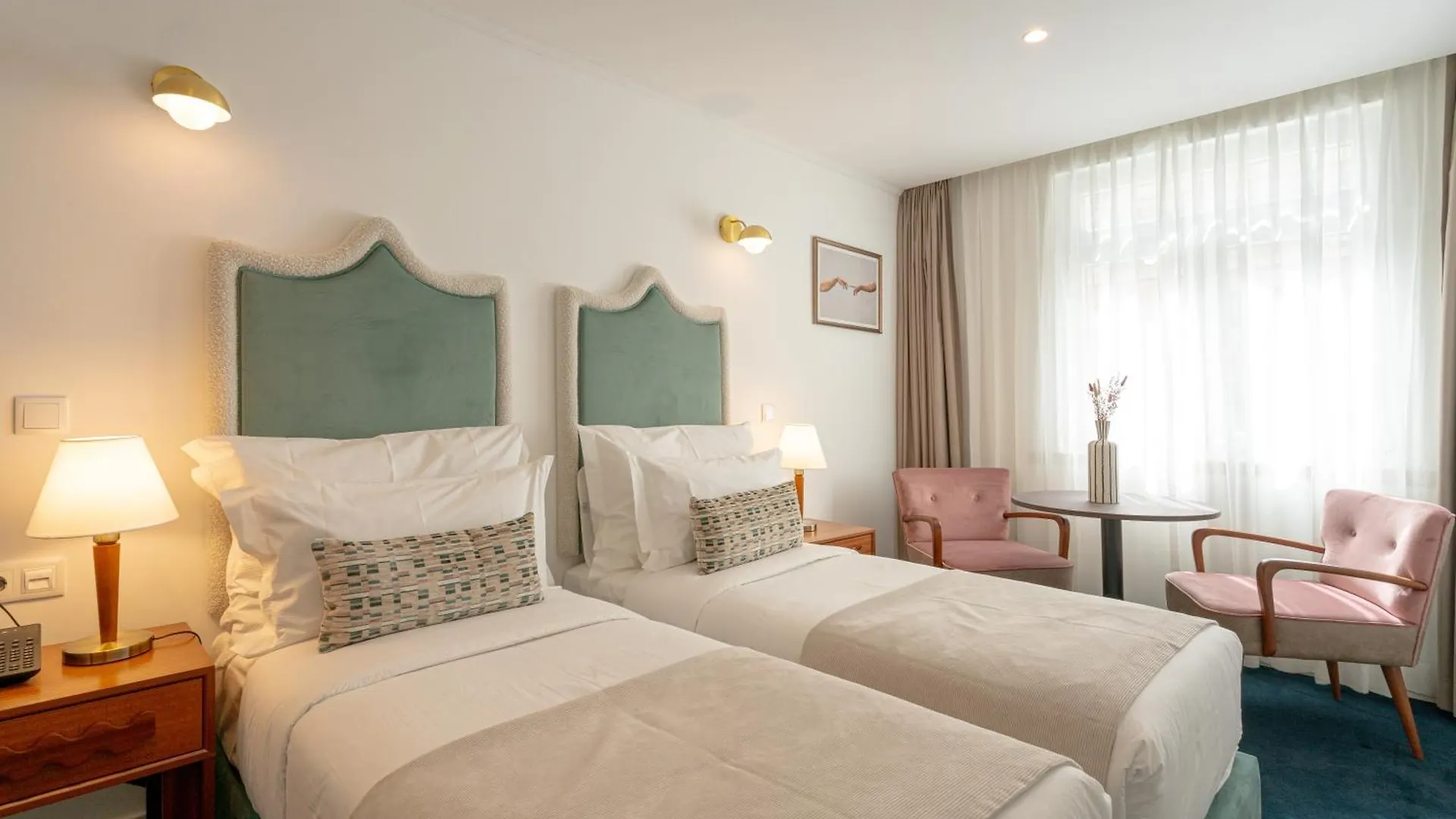 Westlight Lisboa Madalena Hotel 4*, Lisbon